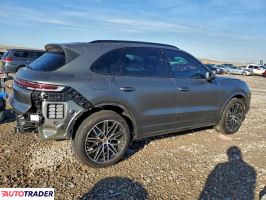 Porsche Cayenne 2024 3