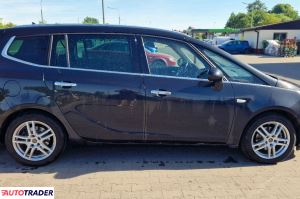 Opel Zafira 2014 1.6 136 KM