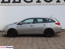 Toyota Auris 2013 1.6 130 KM