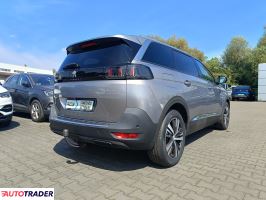 Peugeot 5008 2021 1.5 130 KM
