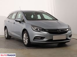 Opel Astra 2018 1.4 147 KM