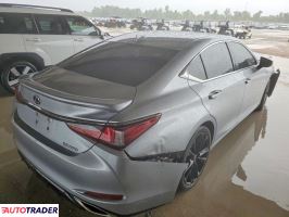 Lexus ES 2023 3