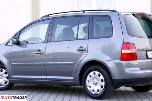 Volkswagen Touran 2004 1.6 115 KM Volkswagen Touran 2004 1.6 115 KM