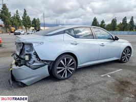 Nissan Altima 2021