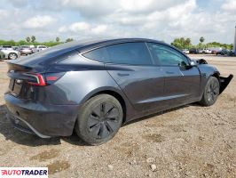 Tesla Model 3 2025