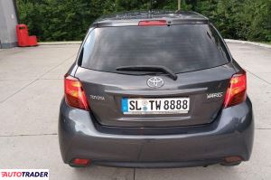 Toyota Yaris 2015 1.0 69 KM