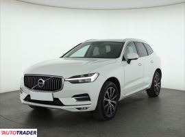 Volvo XC60 2021 2.0 194 KM