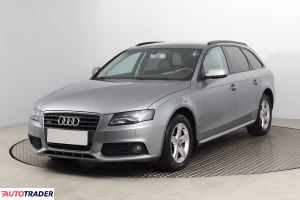 Audi A4 2010 2.0 140 KM