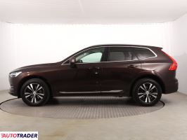 Volvo XC60 2019 2.0 194 KM