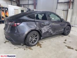 Tesla Model Y 2024 Tesla Model Y 2024