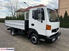 Nissan Atleon 2010 3