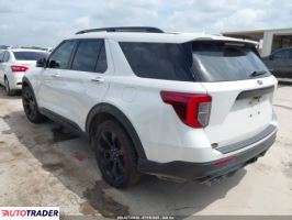 Ford Explorer 2022 3