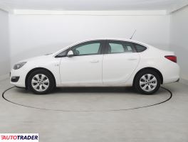 Opel Astra 2018 1.4 138 KM