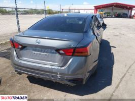 Nissan Altima 2021 2