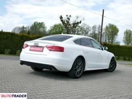 Audi A5 2009 3.2 265 KM