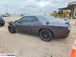 Dodge Challenger 2021 6