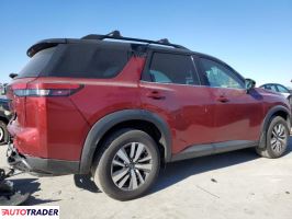 Nissan Pathfinder 2022 3