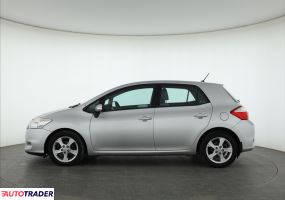 Toyota Auris 2010 1.6 130 KM