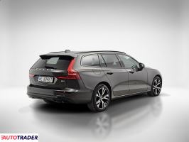 Volvo V60 2022 2.0 197 KM