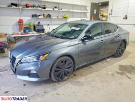 Nissan Altima - zobacz ofertę