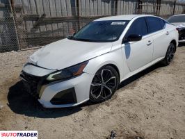 Nissan Altima - zobacz ofertę