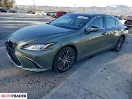 Lexus ES - zobacz ofertę