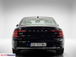 Volvo S90 2023 2.0 197 KM