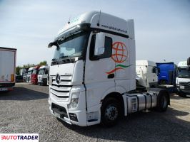 Mercedes actros