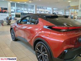 Toyota C-HR 2025 2.0 223 KM