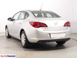 Opel Astra 2015 1.6 113 KM
