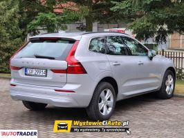 Volvo XC60 2021 2.0 197 KM