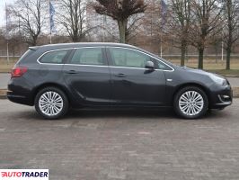 Opel Astra 2014 1.7 108 KM