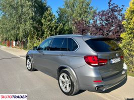 BMW X5 2017 3 380 KM
