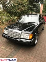 Mercedes W-124 1992 2.5 126 KM