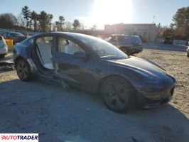 Tesla Model 3 2023