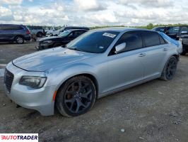 Chrysler 300C 2021 3