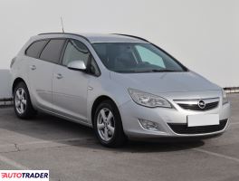 Opel Astra - zobacz ofertę