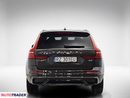 Volvo XC60 2023 2.0 250 KM