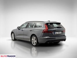 Volvo V60 2021 2.0 163 KM