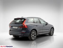 Volvo XC60 2022 2.0 197 KM