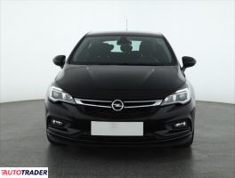 Opel Astra 2018 1.4 123 KM