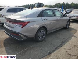 Hyundai Elantra 2025 1