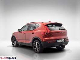 Volvo XC40 2022 2.0 163 KM