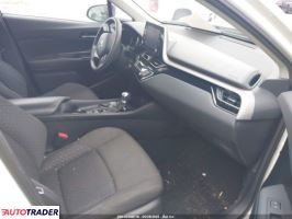 Toyota C-HR 2021 2 Toyota C-HR 2021 2