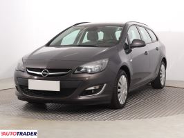 Opel Astra 2013 1.4 118 KM