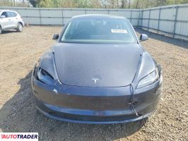 Tesla Model 3 2025