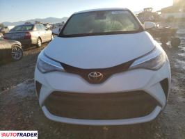 Toyota C-HR 2020 2 Toyota C-HR 2020 2