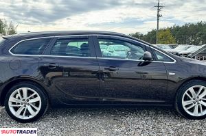 Opel Astra 2014 1.4 140 KM
