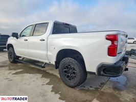 Chevrolet Silverado 2023 3