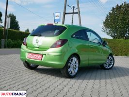 Opel Corsa 2011 1.4 100 KM